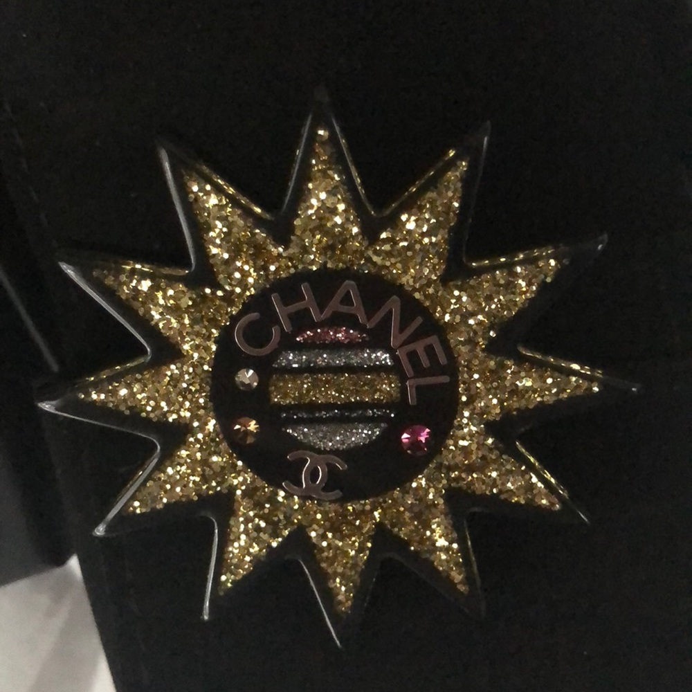 Chanel Glitter Brooch